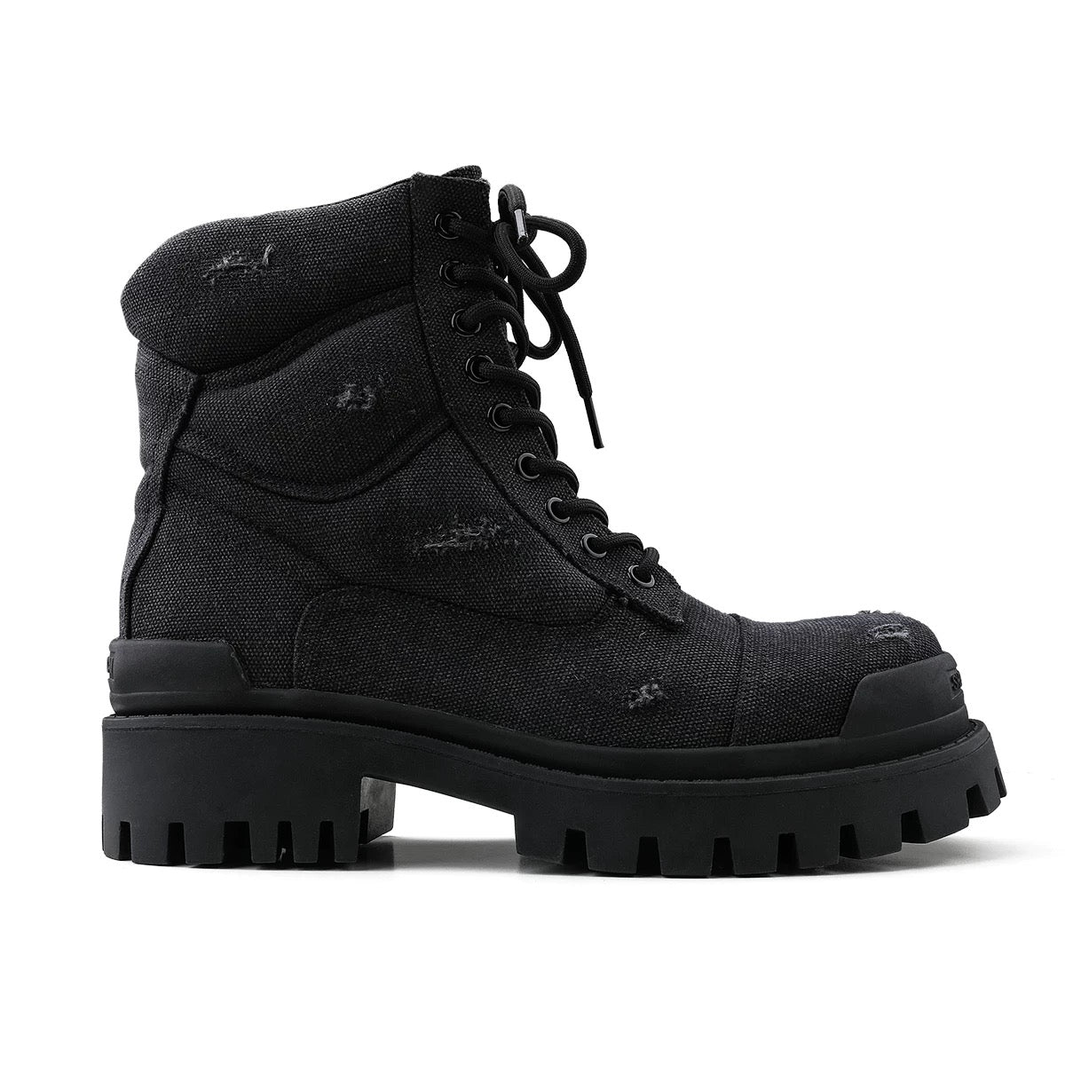[HANQIAORIJI] Retro Hole-Worn Soled Boots