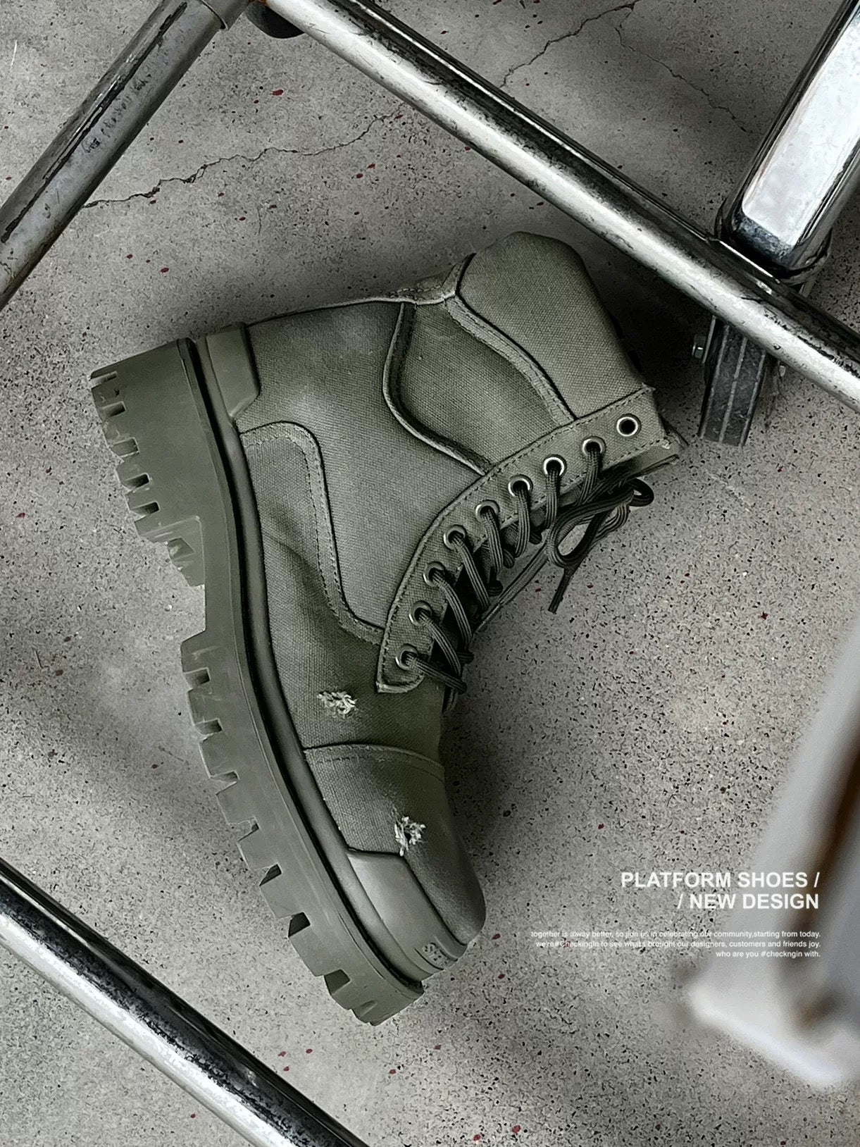 [HANQIAORIJI] Old Fashioned Chunky-Soled Boots