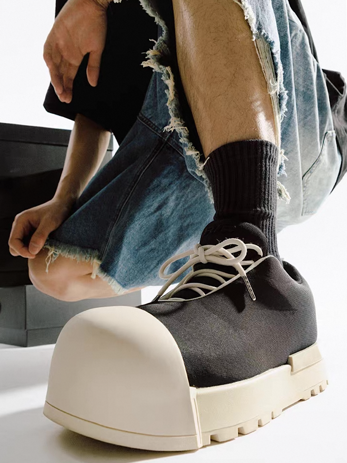 [FVVO × ROCKSTA] Thick Soled Low Boots