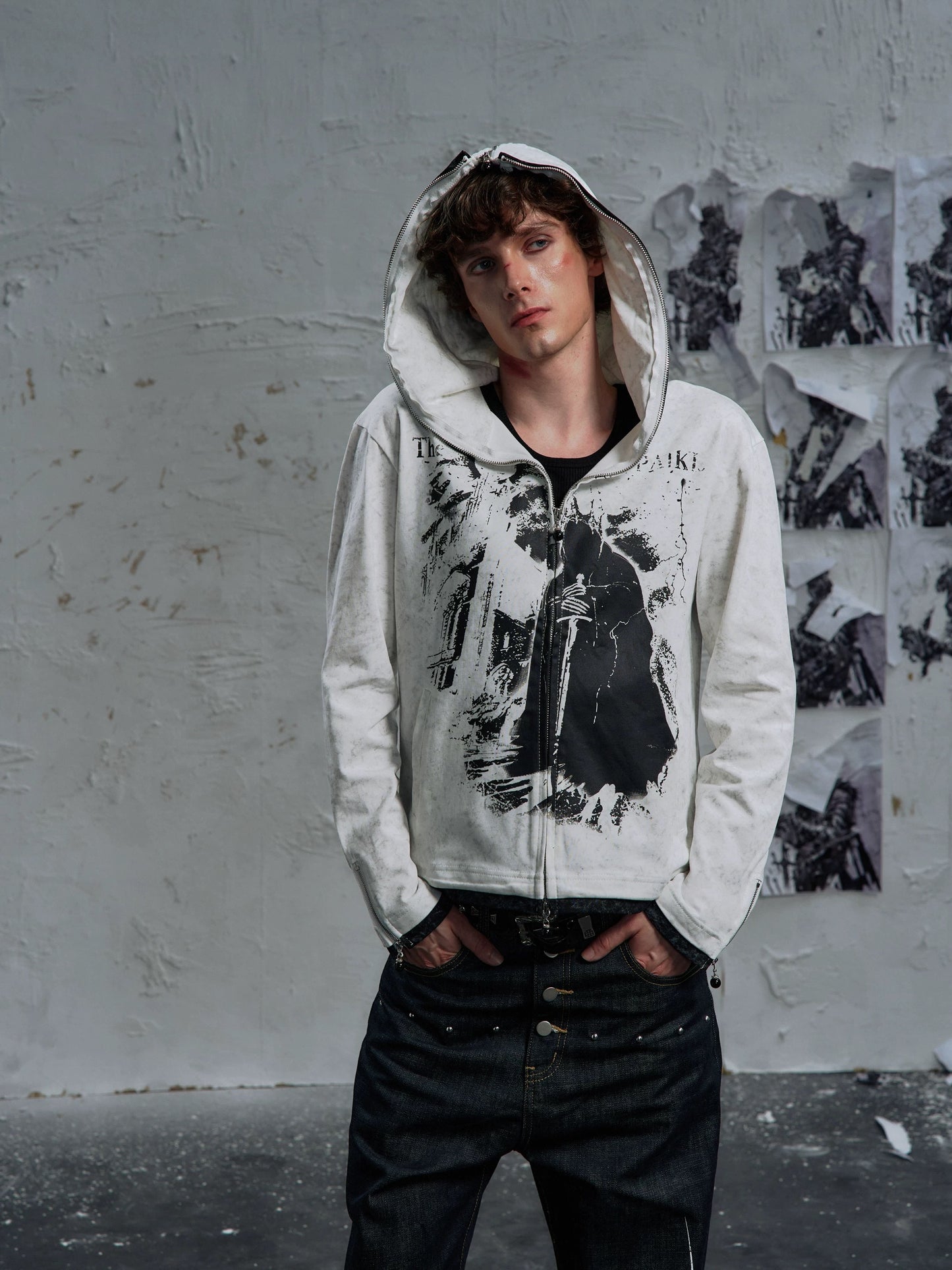 [PAIKI] Gothic Zip Hoodie 2 Colour Ways