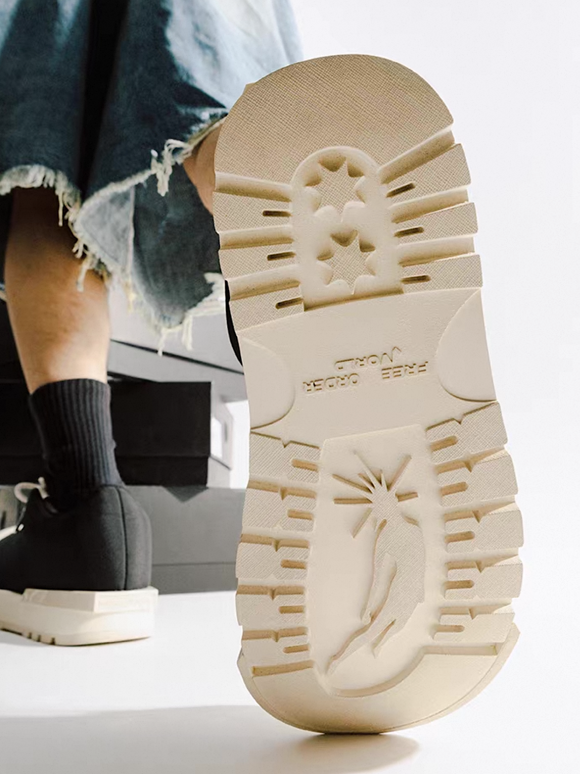 [FVVO × ROCKSTA] Thick Soled Low Boots