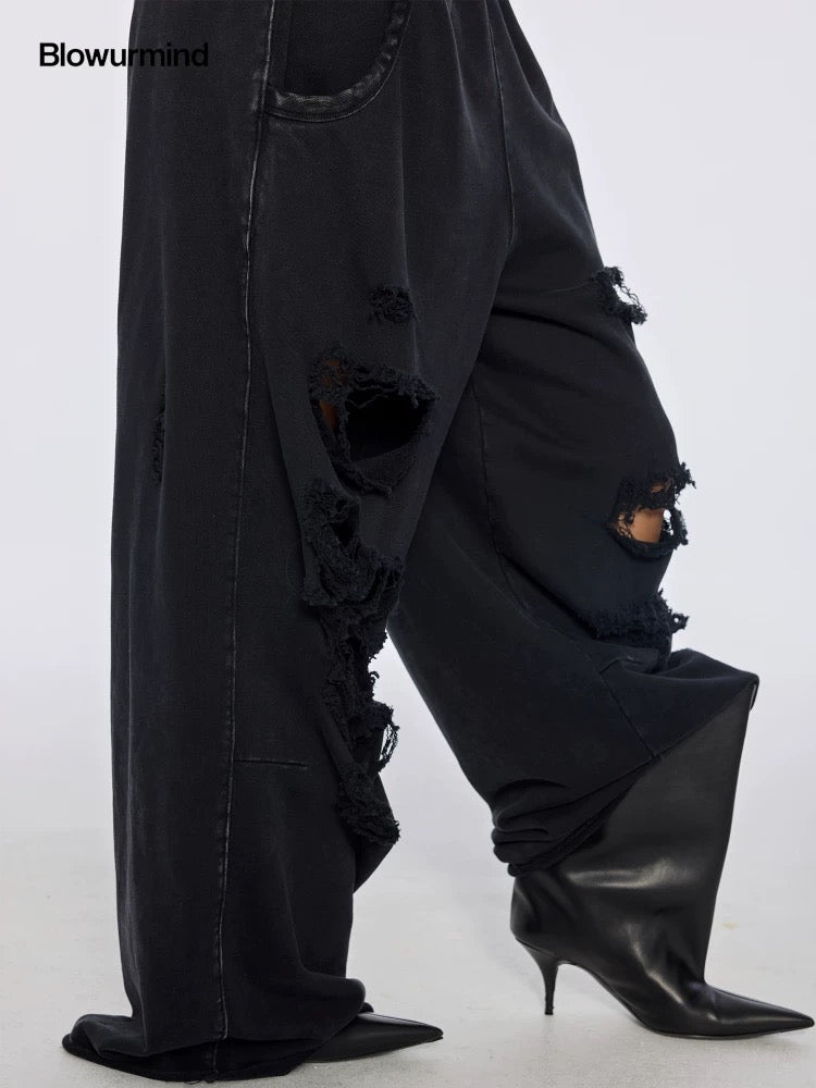 [BUM STUDIO] Hand-Ripped Loose Fitting Sweatpants