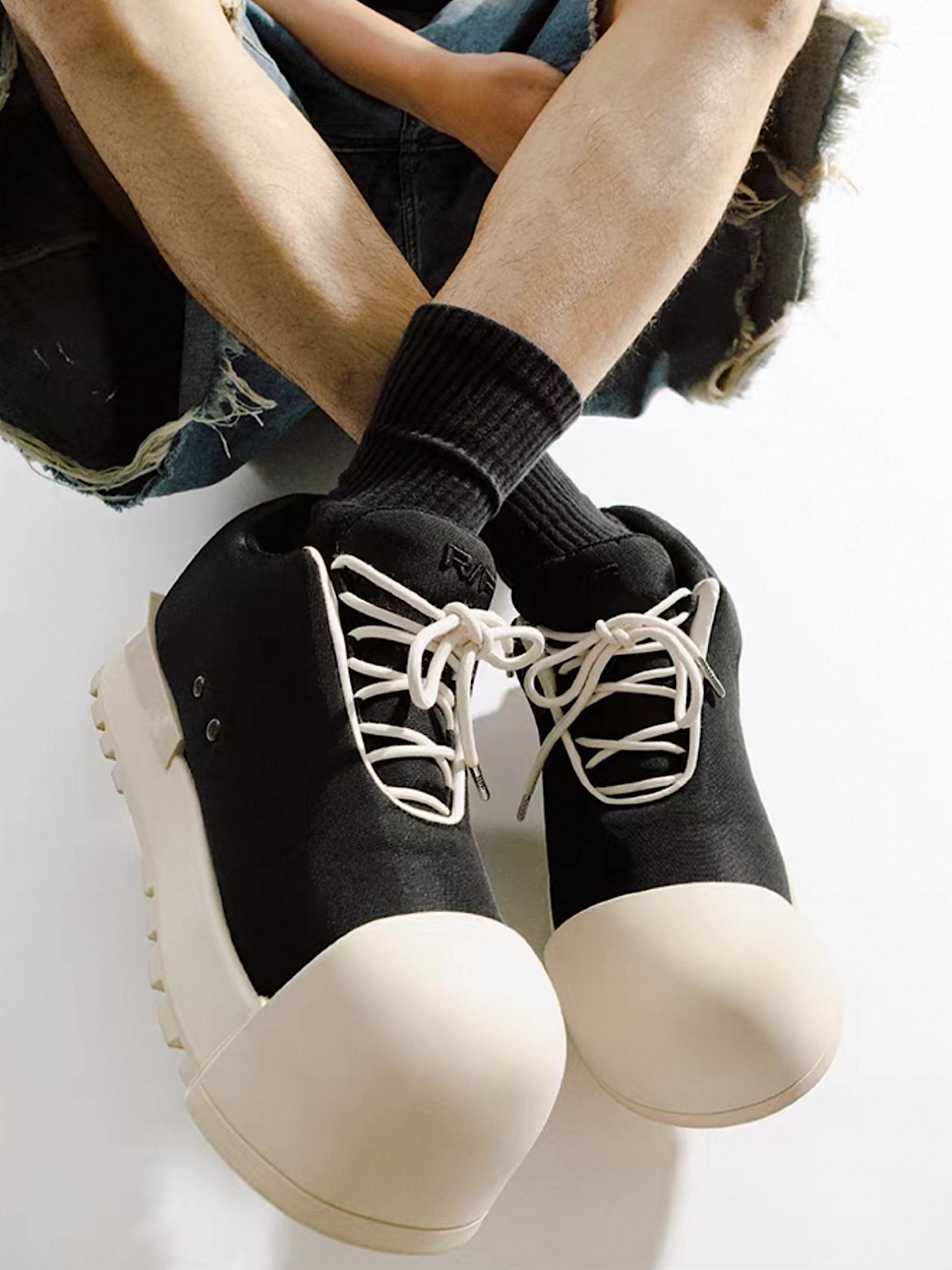 [FVVO × ROCKSTA] Thick Soled Low Boots