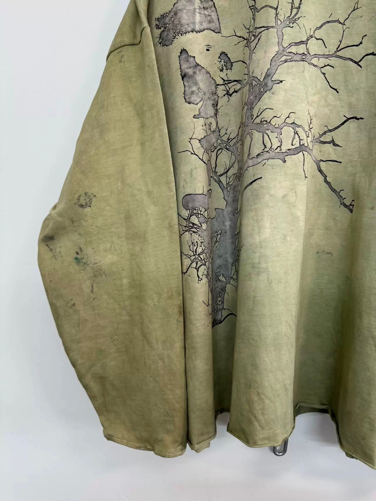 [Hell System] Dirty Dyed Tree Sweatshirt