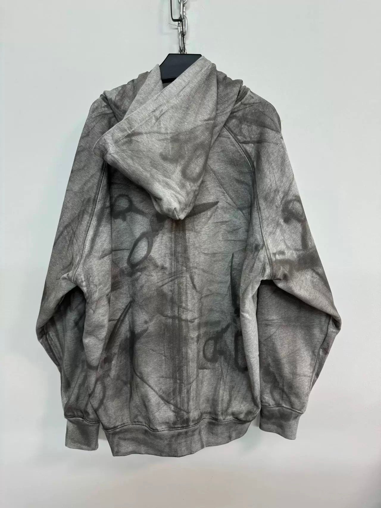 [Hell System] Hand-Plastered Badge Zip Hoodie