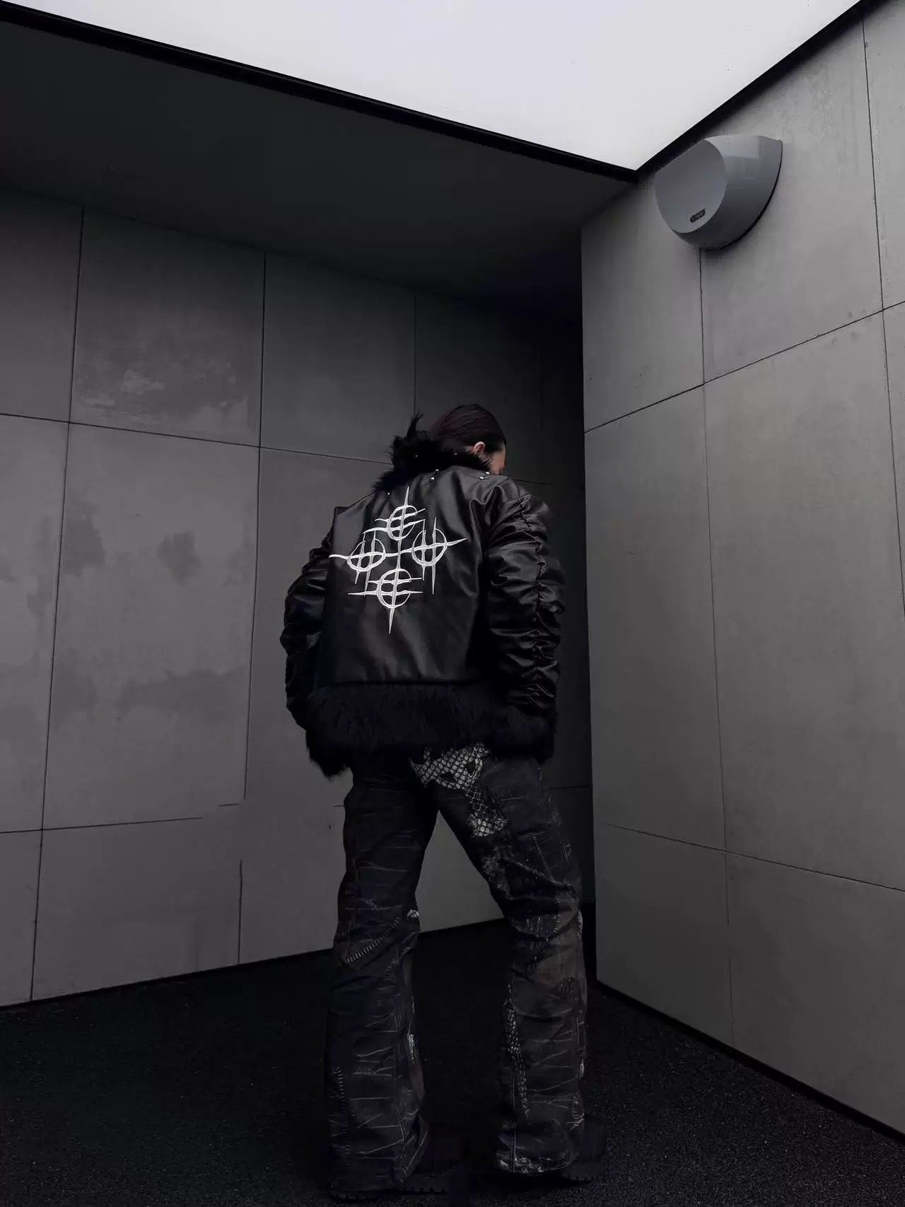 [DETW] 24AW Black Bomber Jacket