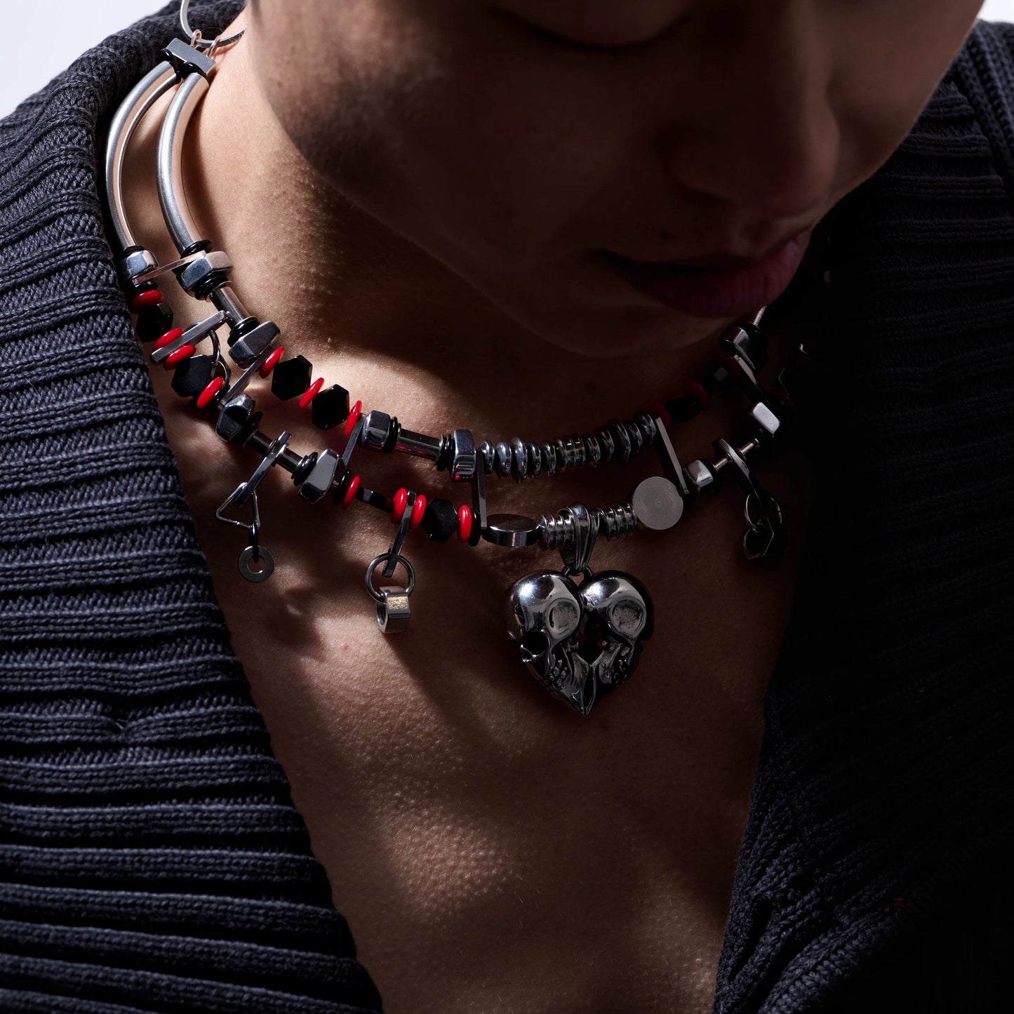 [ILLUSORY] Twin Red Heart Necklace