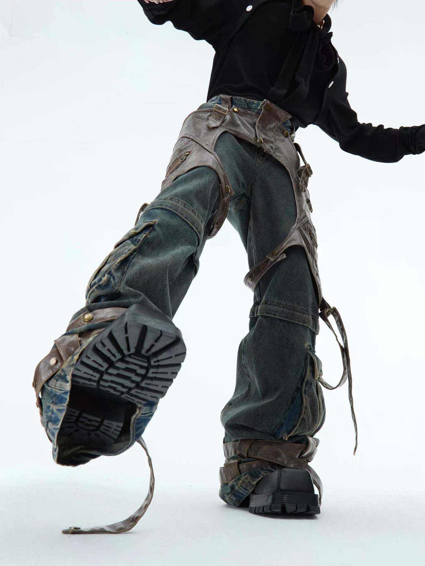 [ARGUE CULTURE] Chaotic Layered Jeans