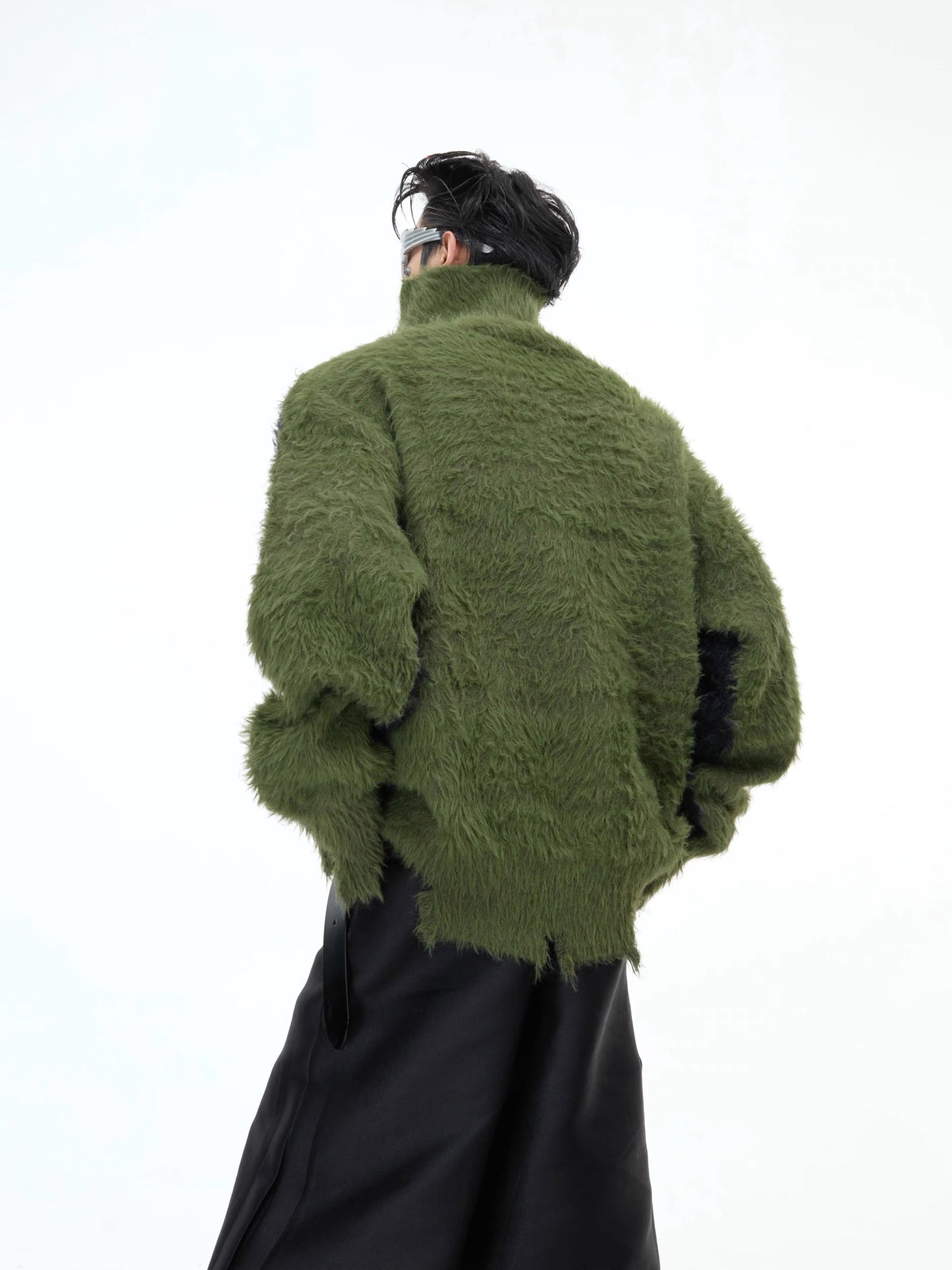 [ARGUE CULTURE] Sneak Sweater